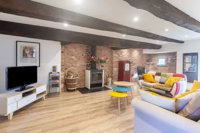 Image de Maison Clos Fleuri - Quatre Chambres Maison, Couchages 7