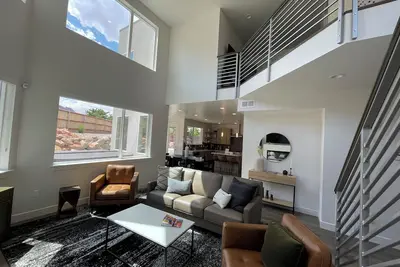 Image de Gorgeous New 4 Bedroom Home Minutes from Arches