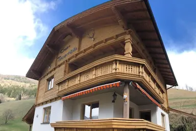 Image de Chalet Tauernbär - Ferienhaus, Dusche und Bad, Wc, 3 Schlafräume
