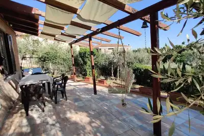 Quiet apartment within walking distance of the historic center