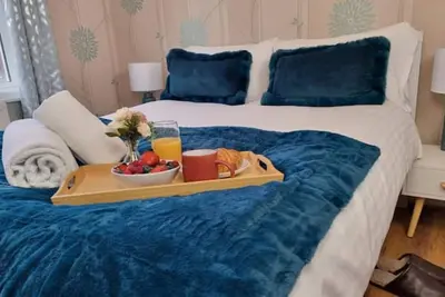 Image de 3min walk to Dlr, easy commute to the City, close to shops and restaurants