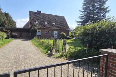 Image de Cozy apartment right on the coastal canal!