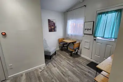 Image de Quiet Cozy Tiny House Near Everything