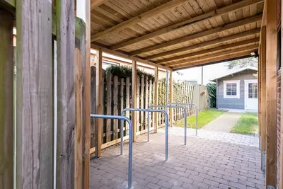 Image de Haus Mittelstr. Whg. 3 Og Links - Og Wohnung im Haus Mittelstr. 2-zimmerwohnung auf Ca. 60 m² für bis