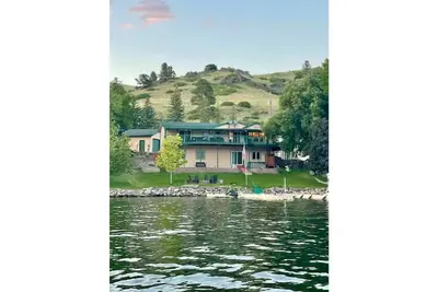 Image de Spacious Lake House in the heart of Holter Lake Mt