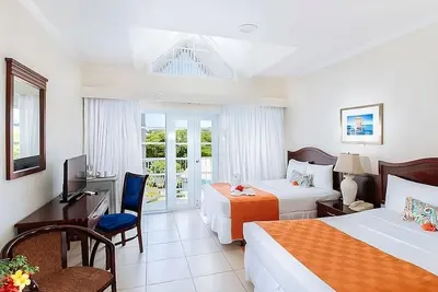 Image de Exquisite Unit w/ Access to Splash Island Water Park! Near Rodney Bay Marina