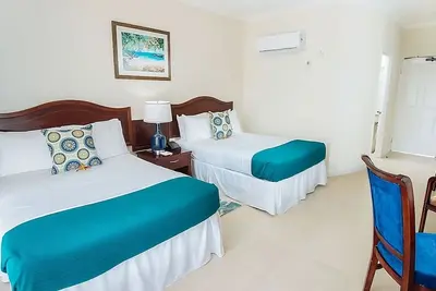 Image de 3 Contemporary Units Near Rodney Bay Aquatic Center and More! Outdoor Pool