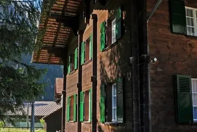 Image de \"tiefparterre\" - 3 1/2 Zimmer-ferienwohnung - im \"chalet Baergli\"