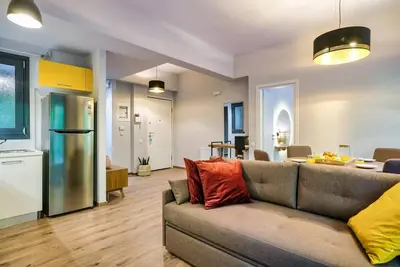 Image de Strefi Hill Suite 403 · Strefi Hill Suite 403