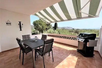 Image de Appartement confortable jusqu'Ă 4 personnes, internet, climatisation, vue mer