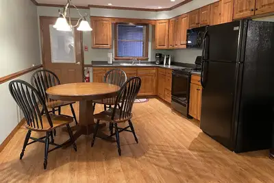 Image de Redwood Inn & Suites - Apartment B - impeccably clean motel between Cdp & Asv