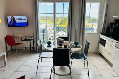 Image de Appartement type 2 pour 5 personnes, vue piscines, accès parc aquatique gratuit
