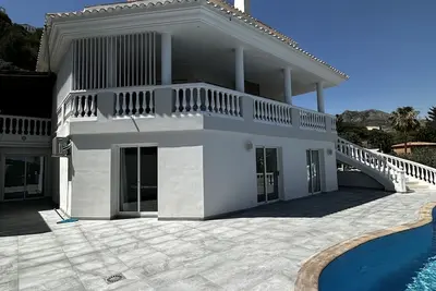 Image de Villa en Benalmadena Pueblo Con Vistas al Mar