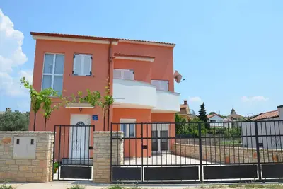Image de Maison de vacances Peroj pour 1 - 4 personnes avec 3 chambres Ă coucher - Maison de vacances