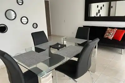 Image de Beautiful & Comfortable Apartment with A/C in Residential Unit