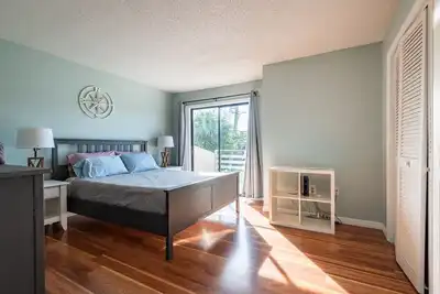 Image de Charming Beachside Escape Patio Parking