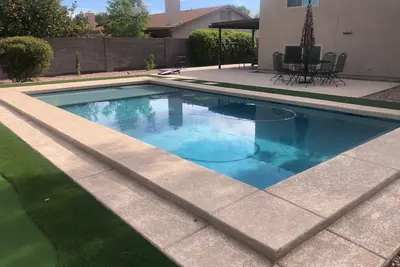 Image de Cozy Tri-Level House, Pool Oasis, Ping Pong, Bbq