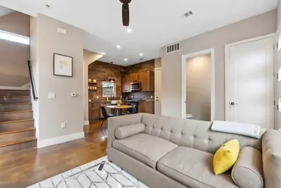 Image de Modern, Cozy, Private 2b Home 1