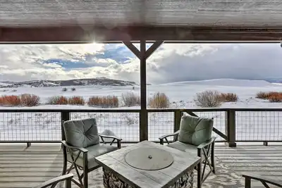 Image de Granby Golf Retreat w/ Ski Trails, Mountain View!