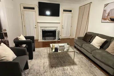 Image de Great Location near Mountain Brook! Only minutes from Downtown!