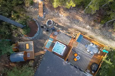 Image de Hideaway Retreat | Hot Tub, Sauna & Game Room