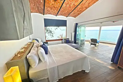Image de Beach Front, Amazing, Private Home