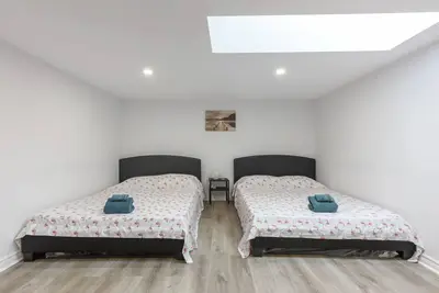 Image de 3 Bedroom Loft in Downtown Free parking