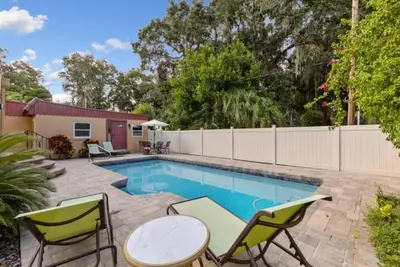 Image de 2/1 Spanish Cottage w/ Pool + Pet Friendly