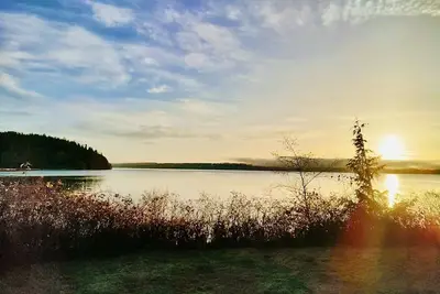 Image de Thorndyke Lodge Beachfront Escape w/ Bbq and firepit