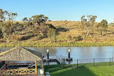 Image de A place where you can relax & unwind enjoying cocktails with family & friends