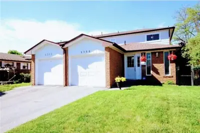 Image de Beautiful family home in a safe neighborhood