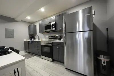 Image de Sleeps 4 adults & 1 child. Ski in Ski out. washer/dryer WiFi, New King bed