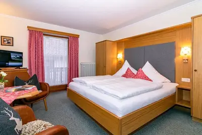Image de Ferienhaus Ostara Balk/terr. , 6 Schlafz. m. Du/wc, 1 Wohnz. , Aufenthaltsraum, Max. 12 Pers