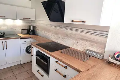 Image de Villa rénovée, climatisée, piscine, parking privé, proche mer, pour 6 pers.