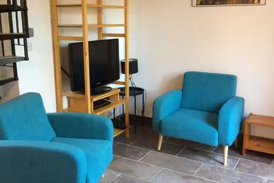 Image de Villa Climatisée avec Piscine, Parking Privé, Proche Plage - 6 Pers.