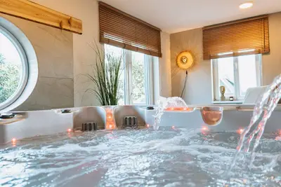 Image de Vacation home with whirlpool and sauna at Aventura Spielberg, garden, terrace