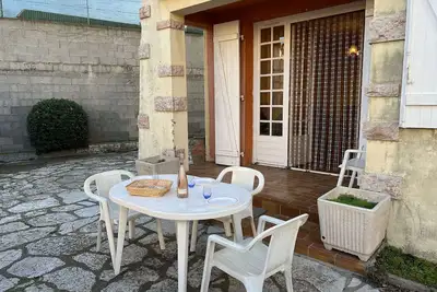 Image de Charmant T3 avec Jardin, Centre de Valras-Plage, proche Plage et Commerces, 5 Pers.
