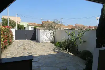 Image de Maison avec Terrasse, Bbq, Cour, 700m Plage, 3 Pièces, 6 Personnes
