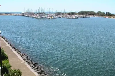 Image de Studio Cabine avec Ascenseur, Vue Port, Parking Privé