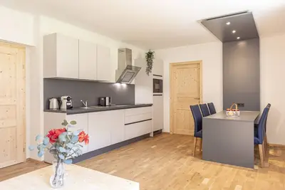 Image de Superior Apartment with Ir sauna & whirlpool tub Iii