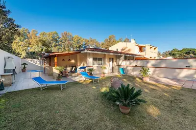 Image de Maison de vacances \"Ibiscus Rosa 1\" avec vue sur les montagnes, terrasse et A/C