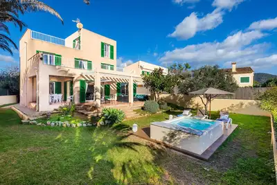 Image de Finca \"Sa Copinya\" avec vue sur la mer, Wi-Fi et climatisation.