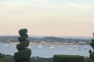 Grande maison familiale avec vue sur le golf