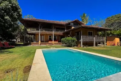 Image de Beach house with pool at few steps to the beach