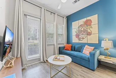 Image de Tranquil 1br luxe suite close to Dt w/ fast WiFi