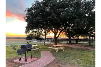Image de The Barn Suites-Quick drive to Round Top!