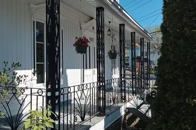 Image de Quebec Château Richer Côte de Beaupré Canada rent a 4 ½ furnished plus more. . . .