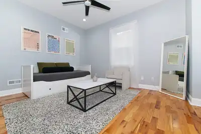 Image de Feng shui Philly Townhouse Unit w Rooftop