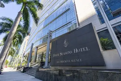 Image de Luxurious Four Seasons Miami Two Bedroom Suite