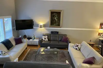 The Downtowner - Walking distance to Downtown Portland!